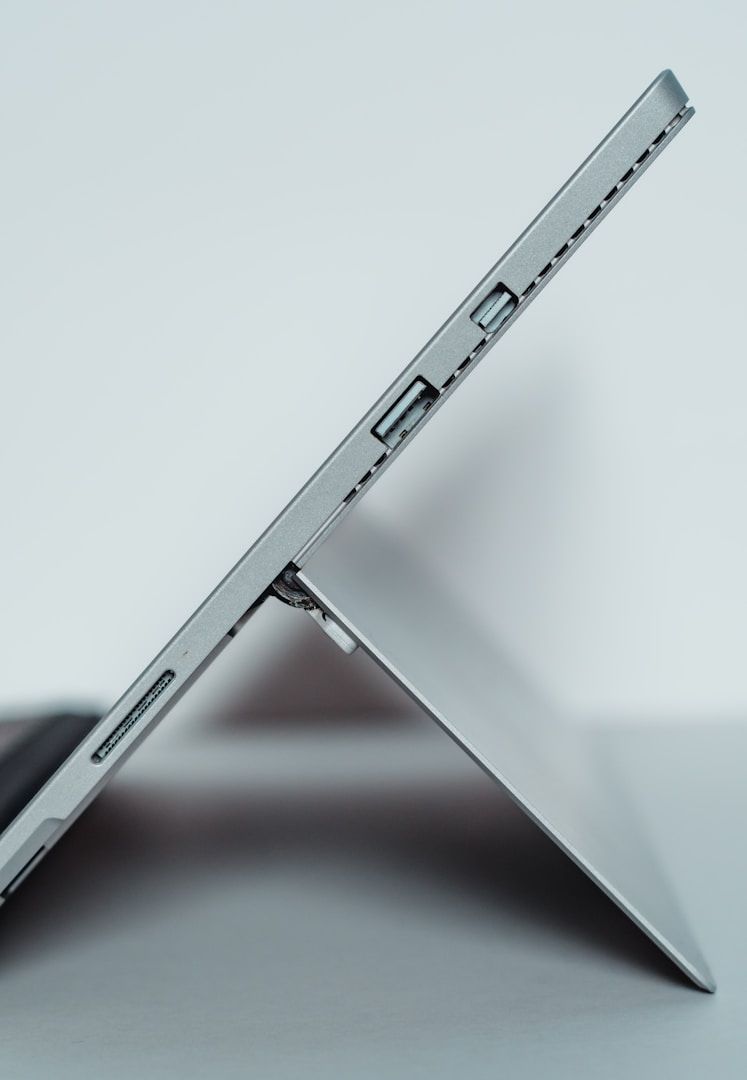 réparation de charnières, coques et écrans d’ordinateur portable asus.